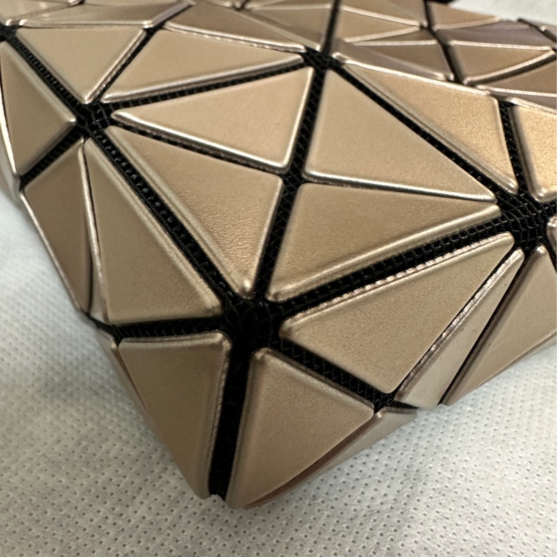 Issey Miyake BAO BAO LUCENT BIXY 4X4-5