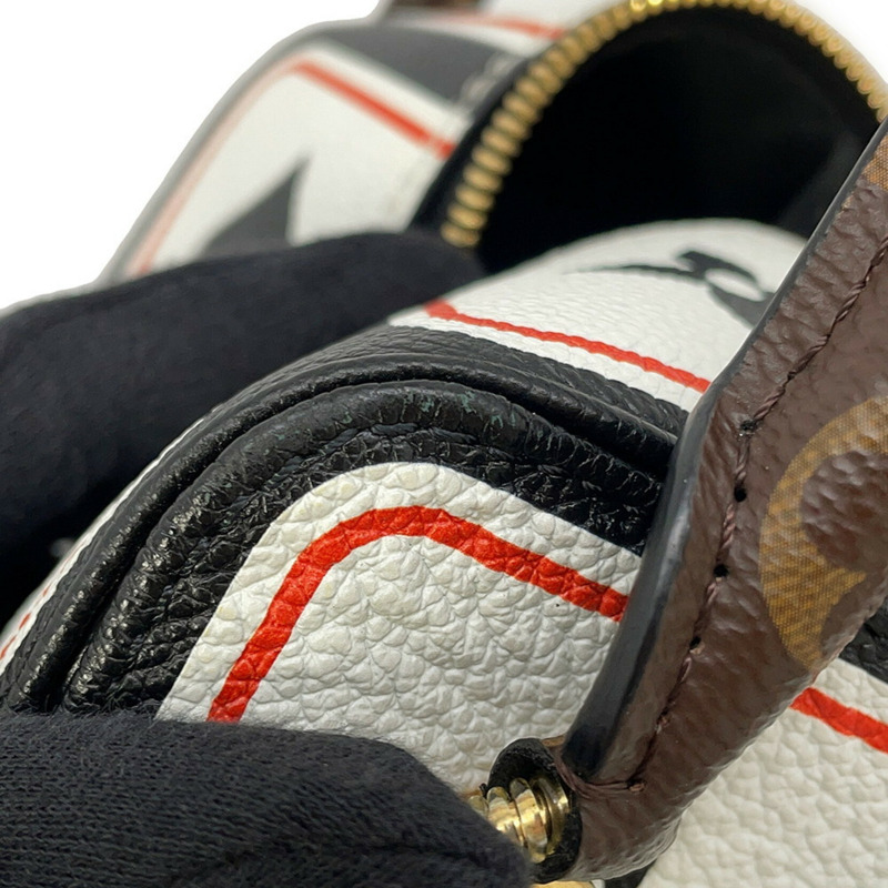 Louis Vuitton Monogram Game On Square Bag M57478,一款兩用肩包。-7