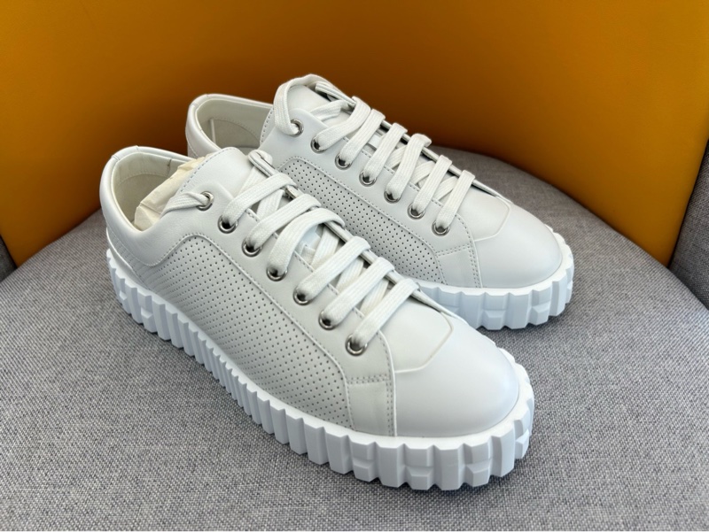 閒置新 愛馬仕 Hermes 白色餅乾鞋 37碼 附件 盒子 防塵袋 鞋帶多一雙白色-0