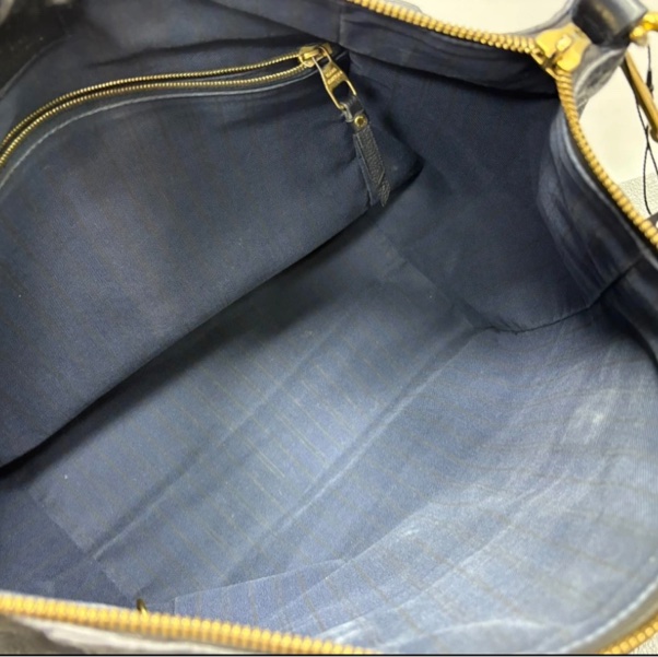 LV Lumineuse黑色老花壓紋托特包-13