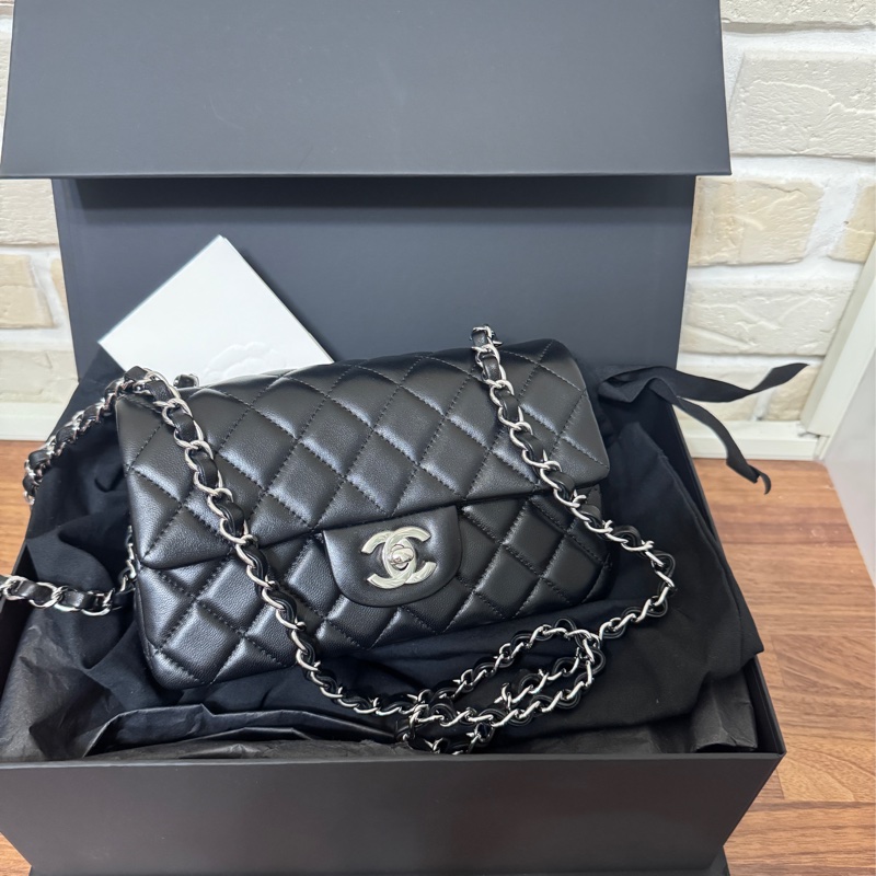 Chanel coco20 黑銀 防刮羊皮芯片台灣購證-3