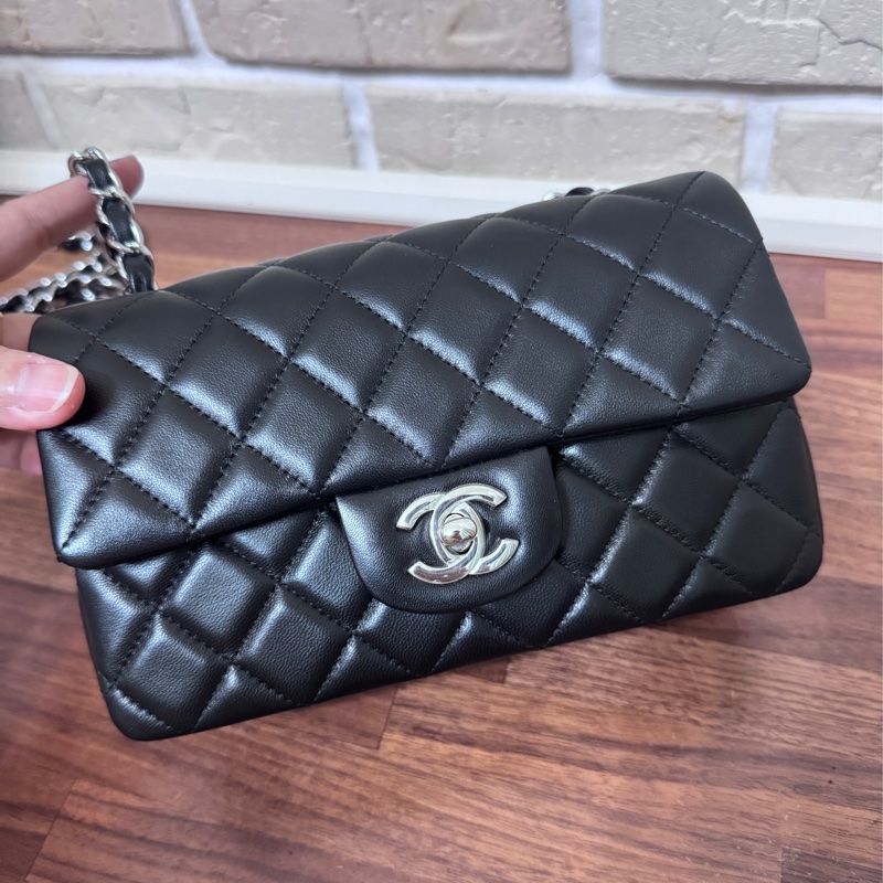 Chanel coco20 黑銀 防刮羊皮芯片台灣購證-8