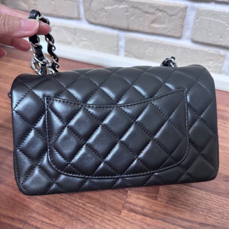 Chanel coco20 黑銀 防刮羊皮芯片台灣購證-12