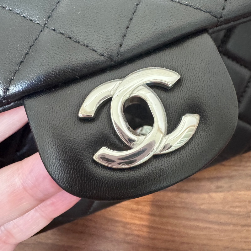 Chanel coco20 黑銀 防刮羊皮芯片台灣購證-15