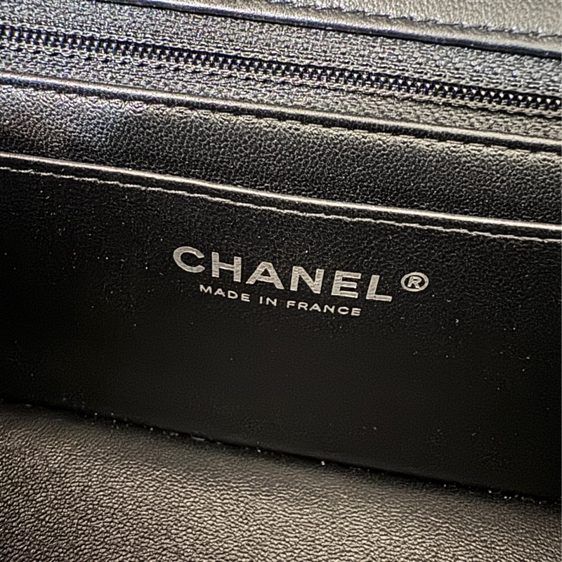 Chanel coco20 黑銀 防刮羊皮芯片台灣購證-21