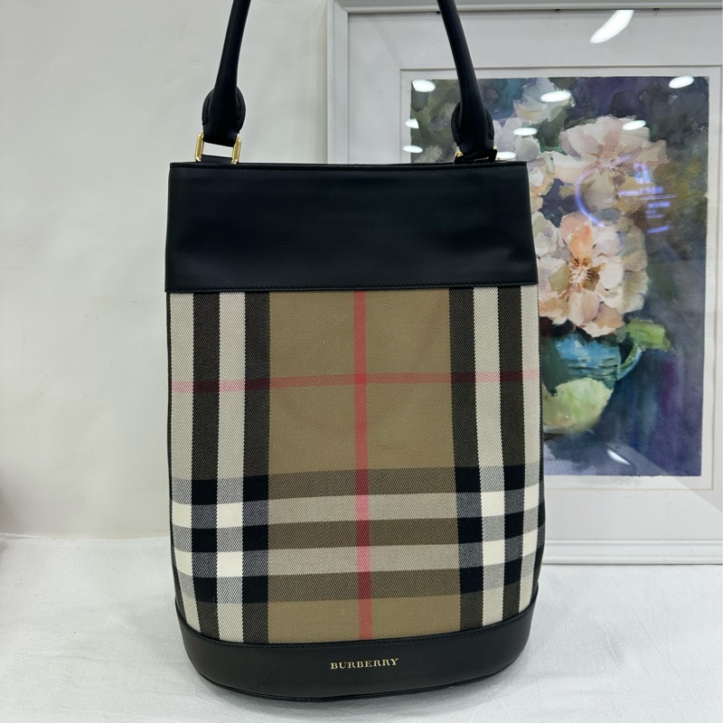 Burberry博柏利 帆布格紋水桶包 手提單肩腋下-1