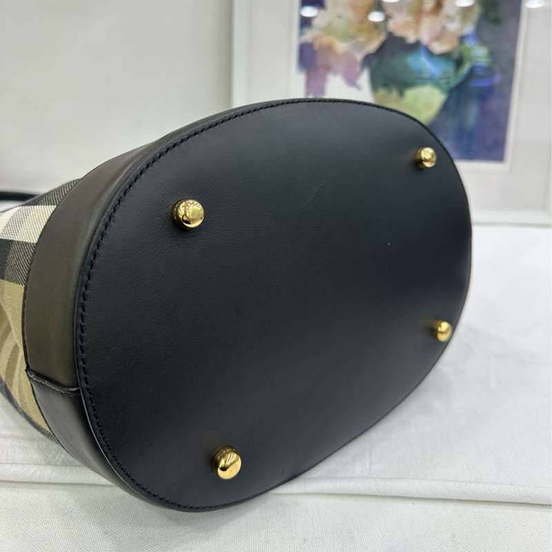 Burberry博柏利 帆布格紋水桶包 手提單肩腋下-5