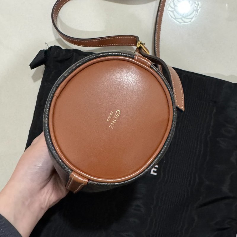 Celine 老花經典mini水桶包-6