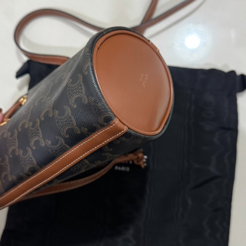 Celine 老花經典mini水桶包-9