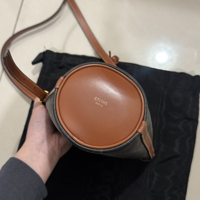 Celine 老花經典mini水桶包-11