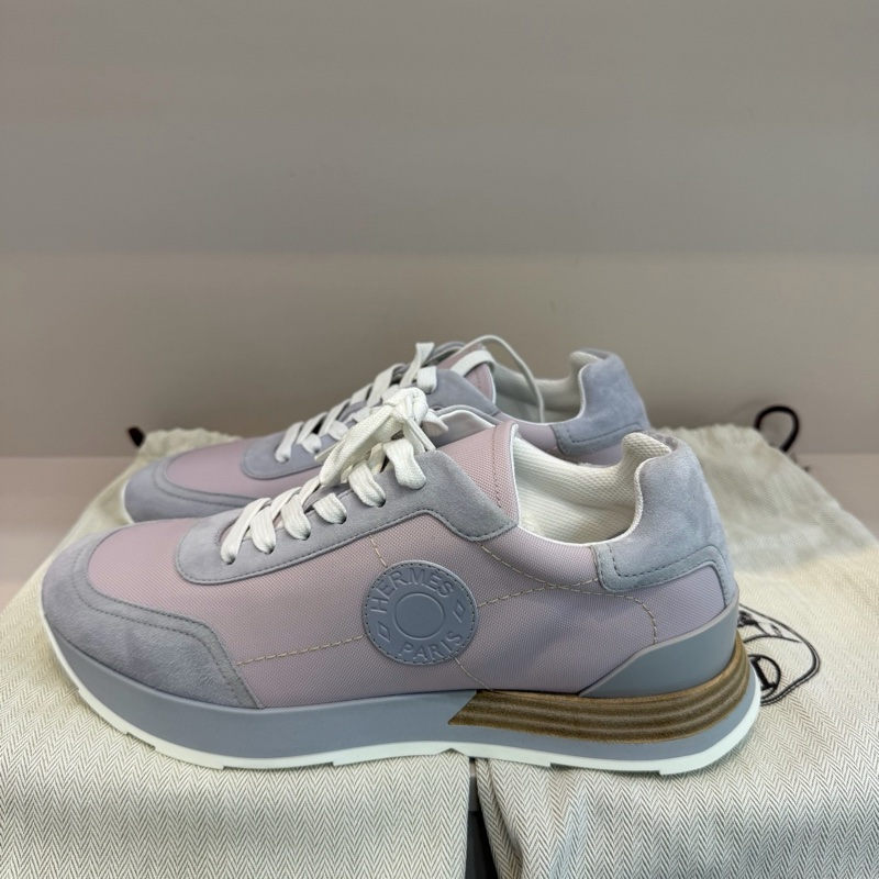 閒置新HERMES 愛馬仕 Drive 低幫 生活休閒鞋 女款 粉灰,38碼粉色拼灰色的休閒鞋-0