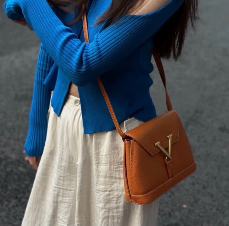 經典不敗|Vintage Valentino 焦糖金 V 復古方包-2