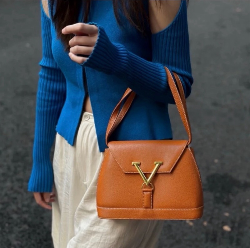 經典不敗|Vintage Valentino 焦糖金 V 復古方包-3