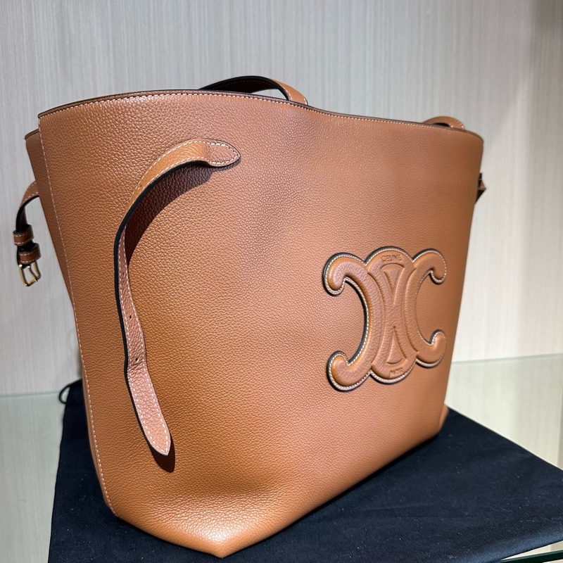 CELINE赛琳 牛皮托特包 中号 咖色-1