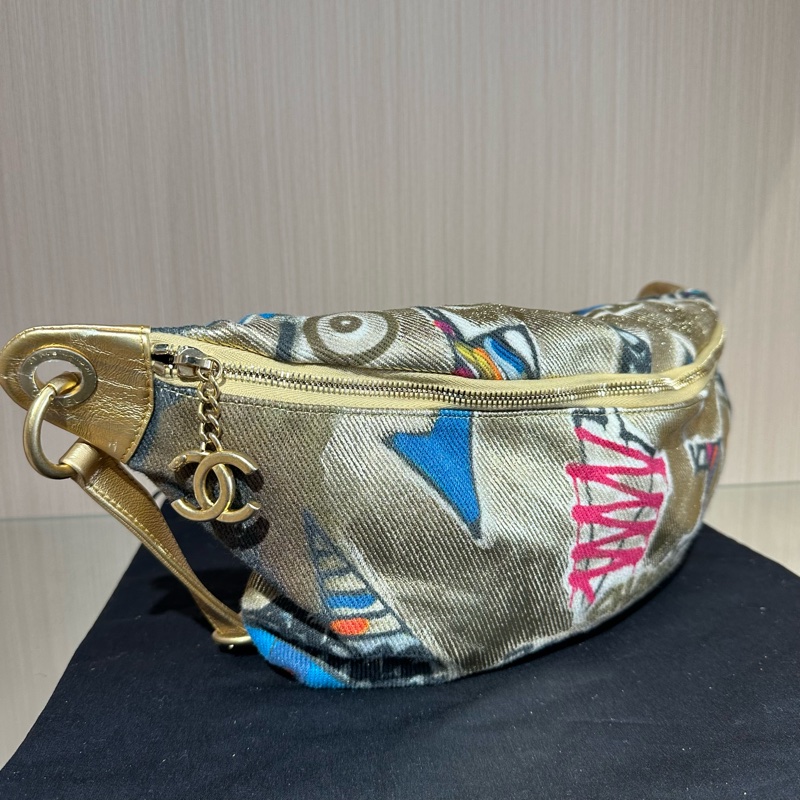 Chanel香奈儿 埃及系列 金色涂鸦 腰包-1