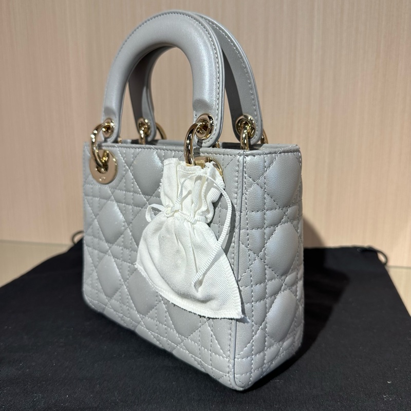 DIOR迪奥 Lady Dior 金扣三格 羊皮 戴妃包乳灰色-2