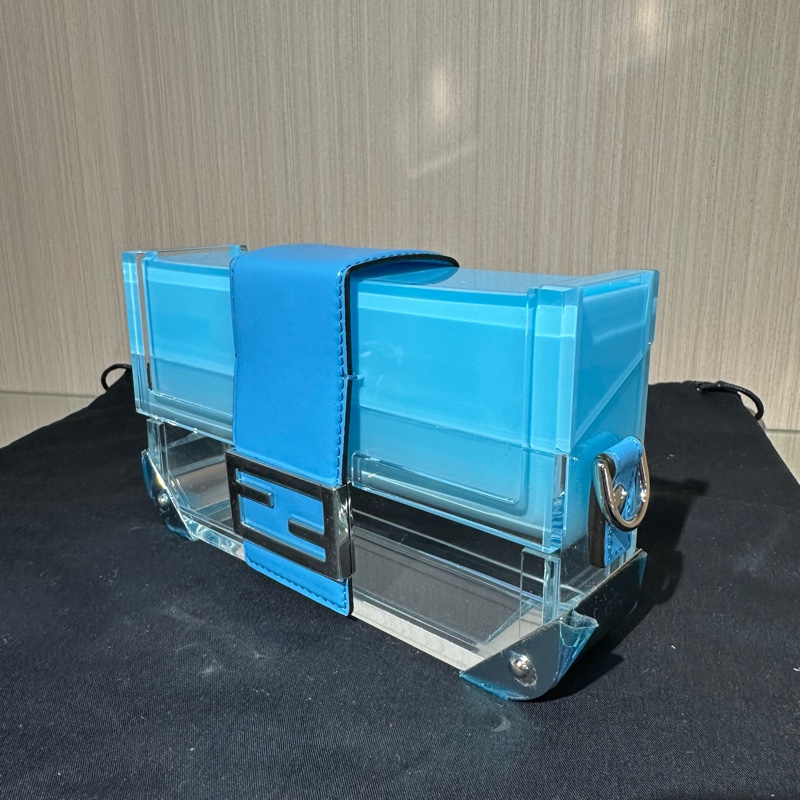 Fendi芬迪 亚克力 渐变透明盒子 斜挎包 蓝色-2