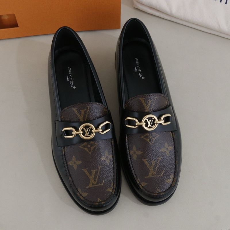 99閒置新LV路易威登CHESS 女士樂福鞋，37.5碼-4