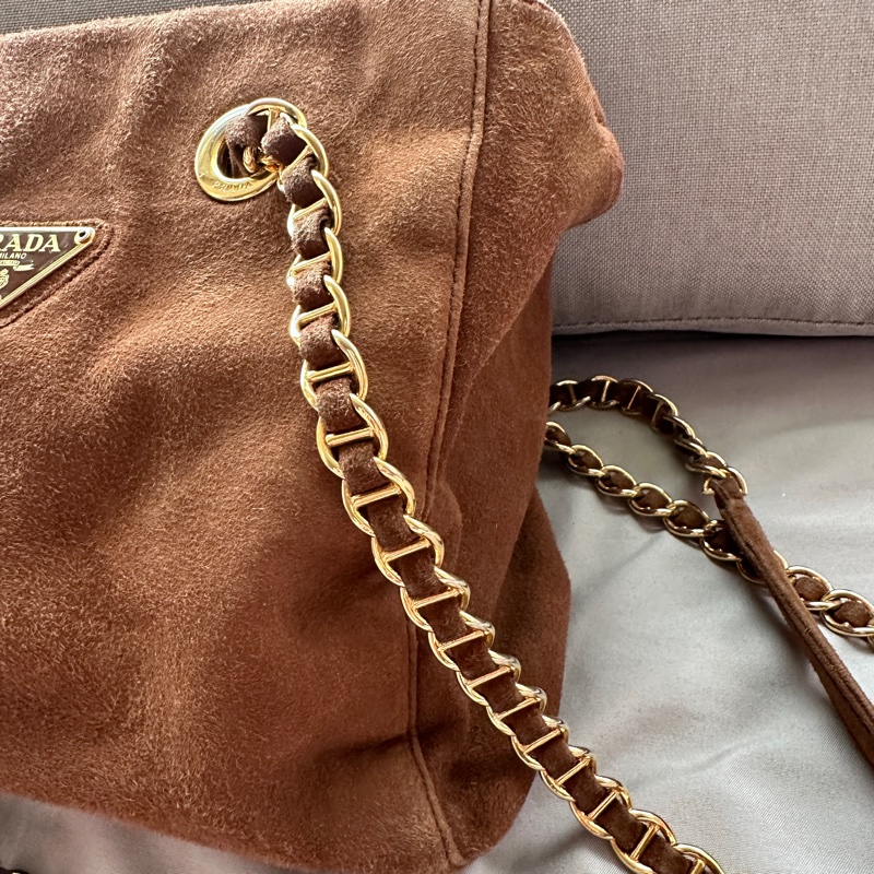 絕美極品！Prada 麂皮金棕降落傘「小號」-5