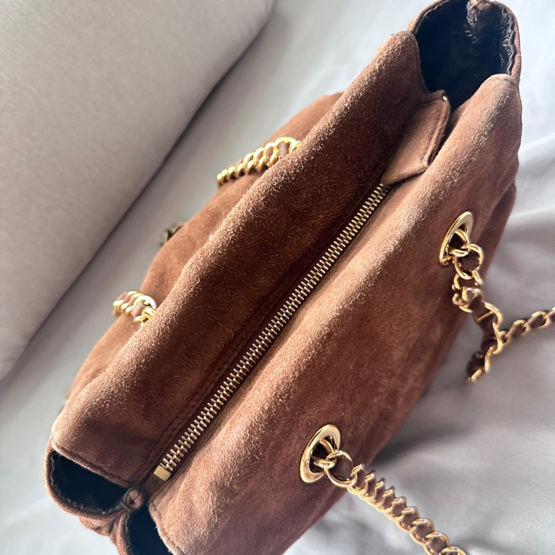 絕美極品！Prada 麂皮金棕降落傘「小號」-14