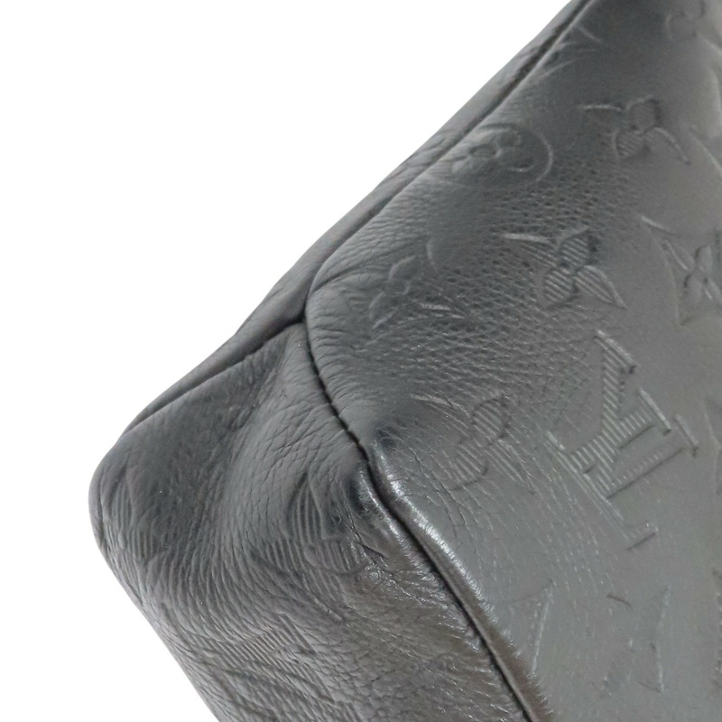 黑色 原花壓紋牛皮 Pochette Voyage Soup 手拿包【LOUIS VUITTON LV 路易威登】 M82545-11