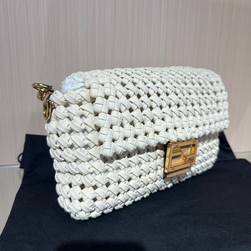 FENDI 芬迪 编织 法棍包 肩背包 中号 白色-1