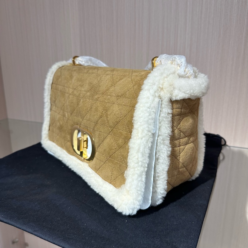 DIOR迪奧 Caro 軟乎乎 羊皮革和羊毛 斜挎單肩包 駝色-2