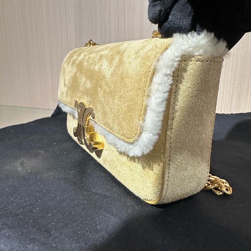 CELINE賽琳 T 凱旋門金扣天鵝絨小牛皮 單肩包 駝色-2