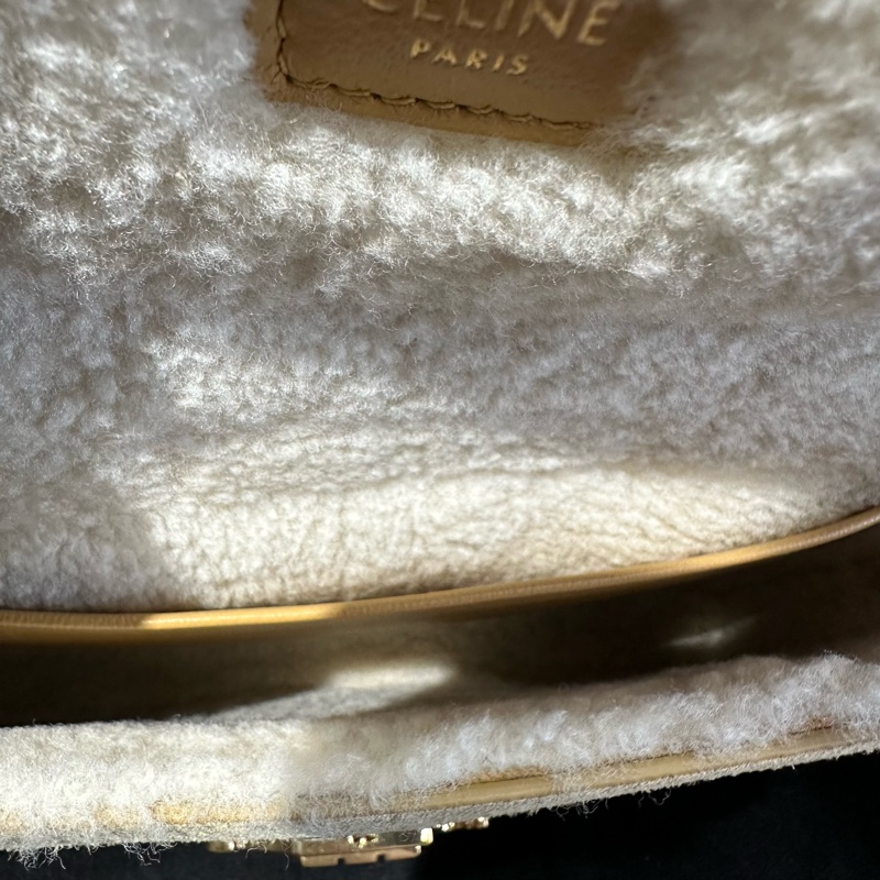 CELINE賽琳 T 凱旋門金扣天鵝絨小牛皮 單肩包 駝色-8