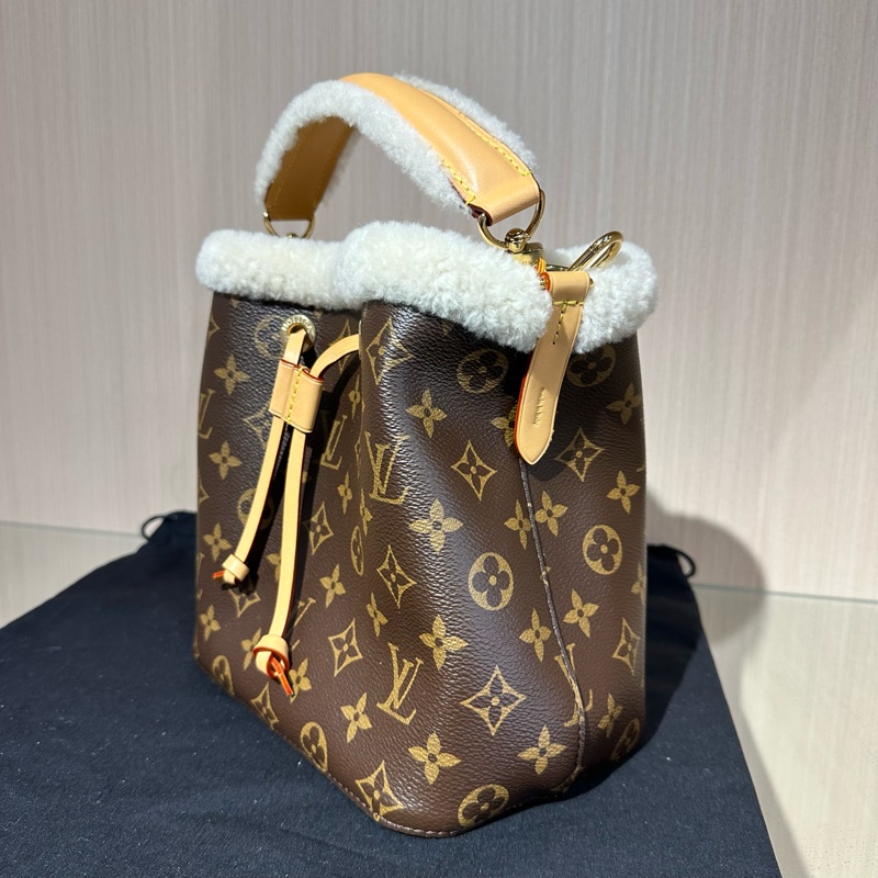 LV路易威登 BB 老花帆布拼羊毛皮 水桶包小號 棕色-2