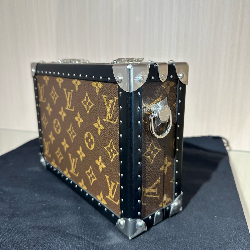 LV路易威登CLUTCH BOX 斜挎包 小號 棕色-2