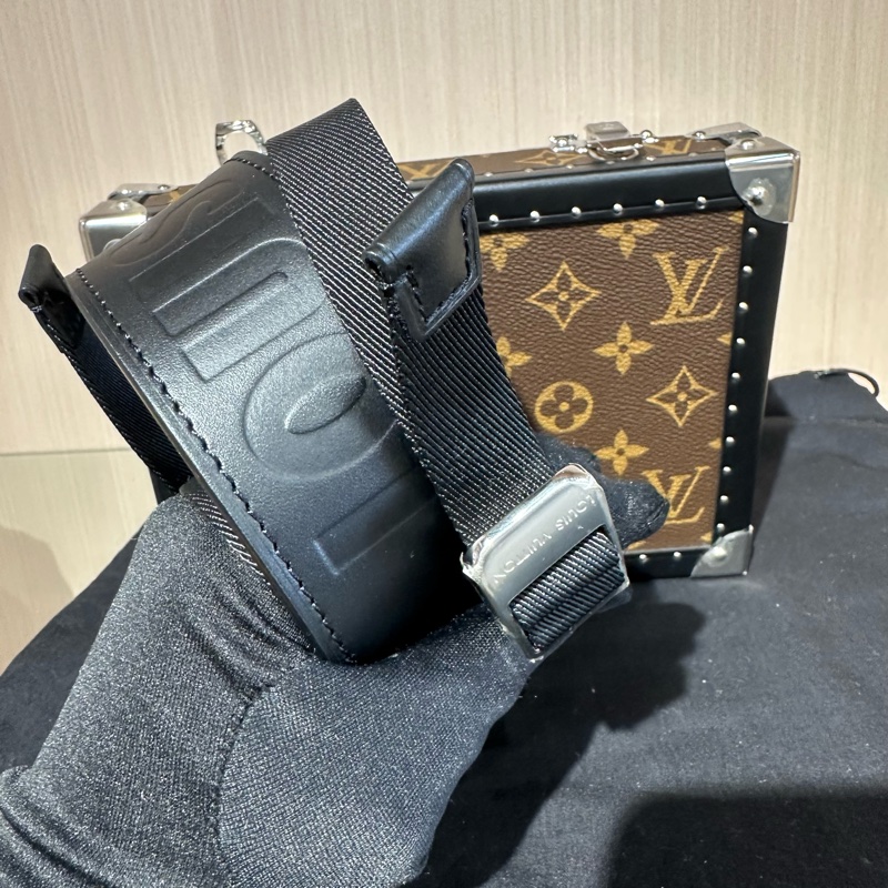LV路易威登CLUTCH BOX 斜挎包 小號 棕色-8