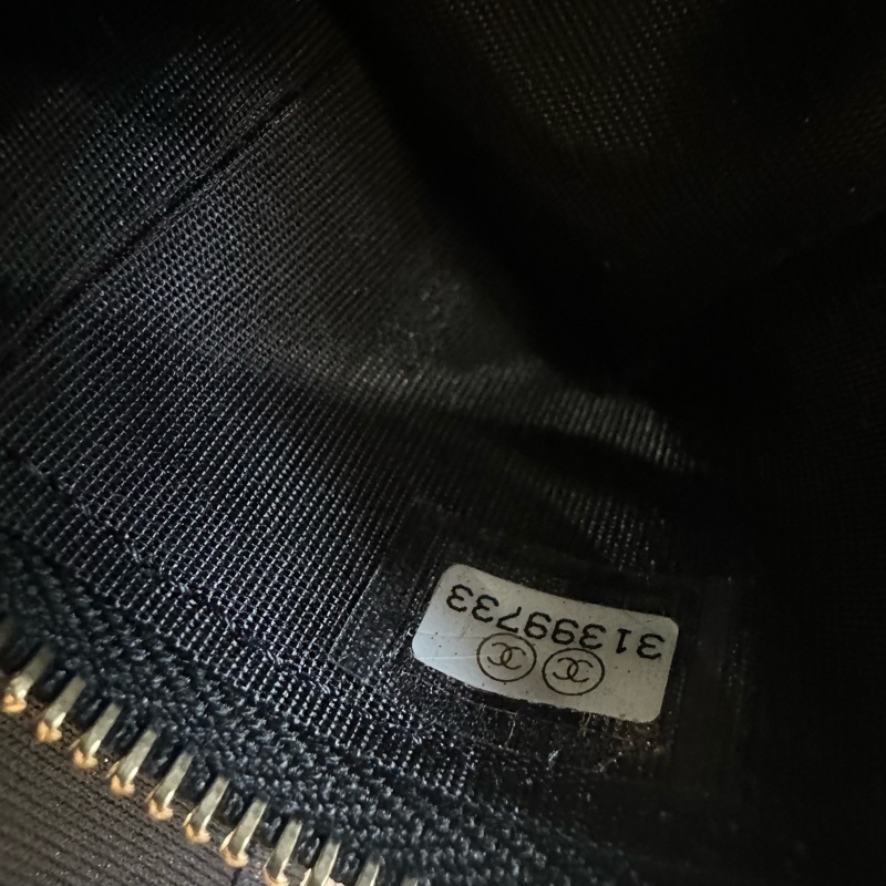 CHANEL香奈兒金扣菱格 荔枝紋牛皮 盒子包小號 黑色-7