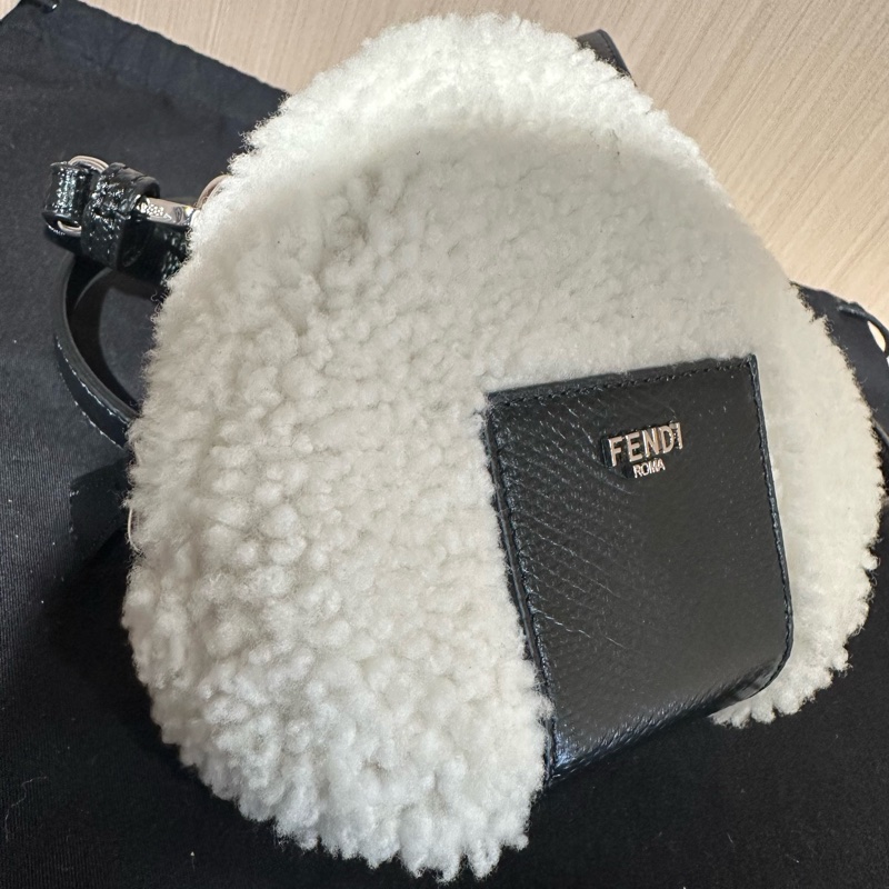 FENDI芬迪 飯團形 羊皮 單肩包 白色-1