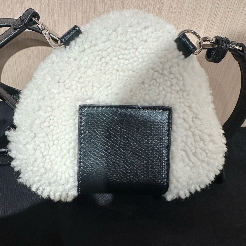 FENDI芬迪 飯團形 羊皮 單肩包 白色-3