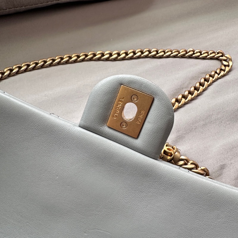 【極美私藏】Chanel 藍灰色金球23b小金柱菠蘿扣 晶片款風琴包-10