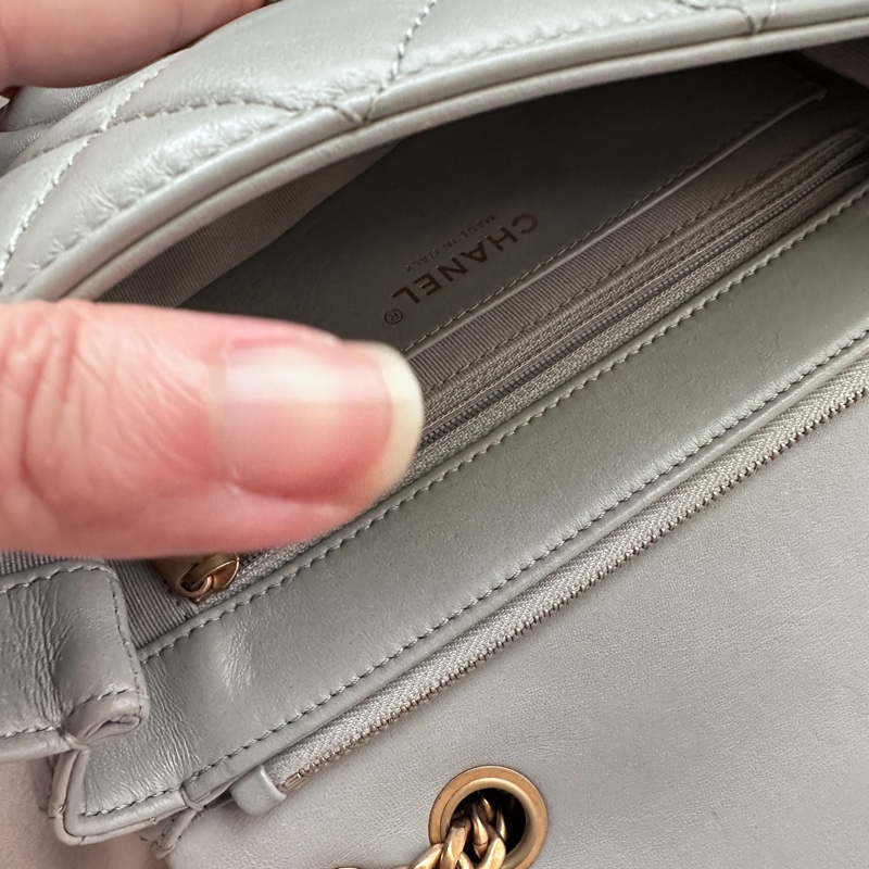 【極美私藏】Chanel 藍灰色金球23b小金柱菠蘿扣 晶片款風琴包-17