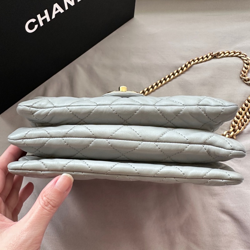 【極美私藏】Chanel 藍灰色金球23b小金柱菠蘿扣 晶片款風琴包-23