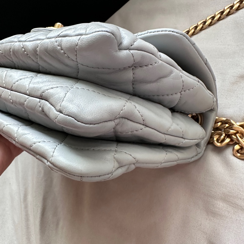 【極美私藏】Chanel 藍灰色金球23b小金柱菠蘿扣 晶片款風琴包-25