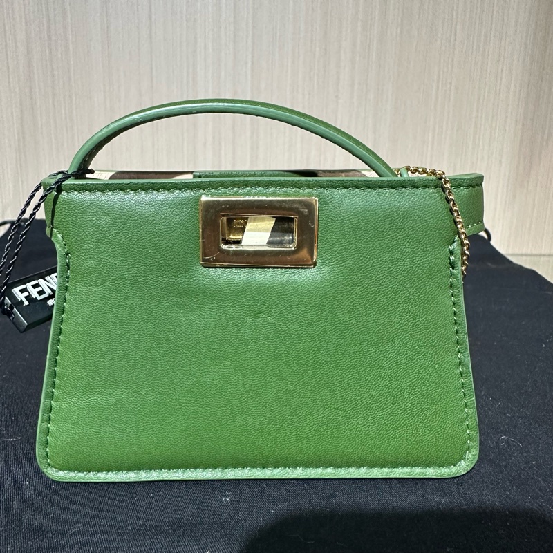 FENDI芬迪 Peekaboo 金扣納帕羊皮 零錢包 超迷你 綠色-3