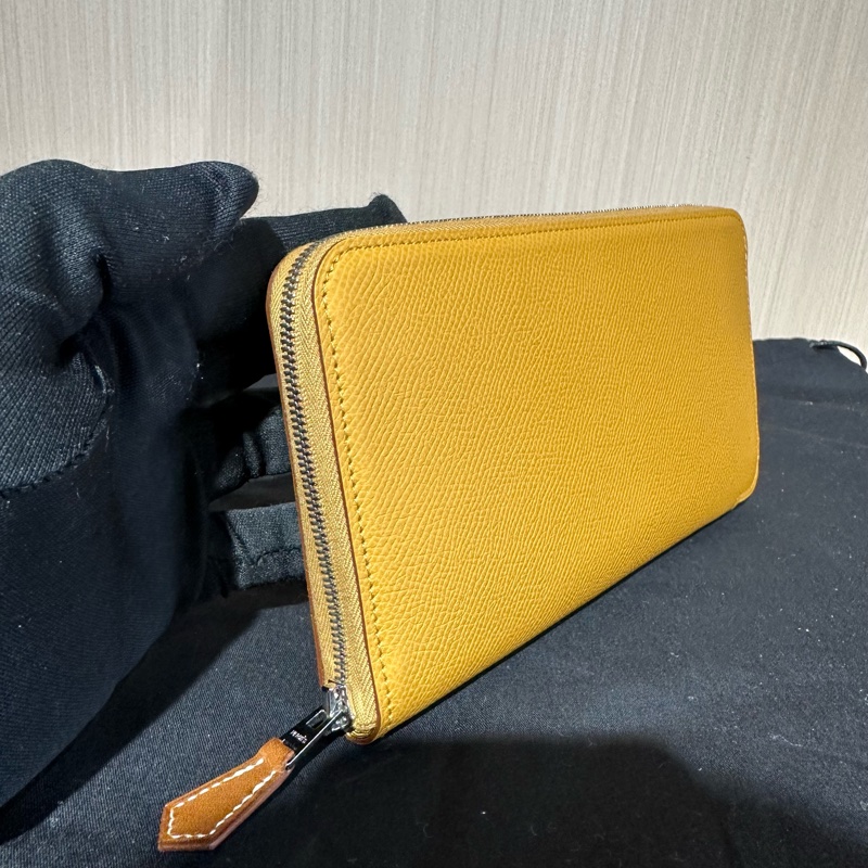 Hermes愛馬仕silk in 長款拉鍊錢包 芝麻色-1