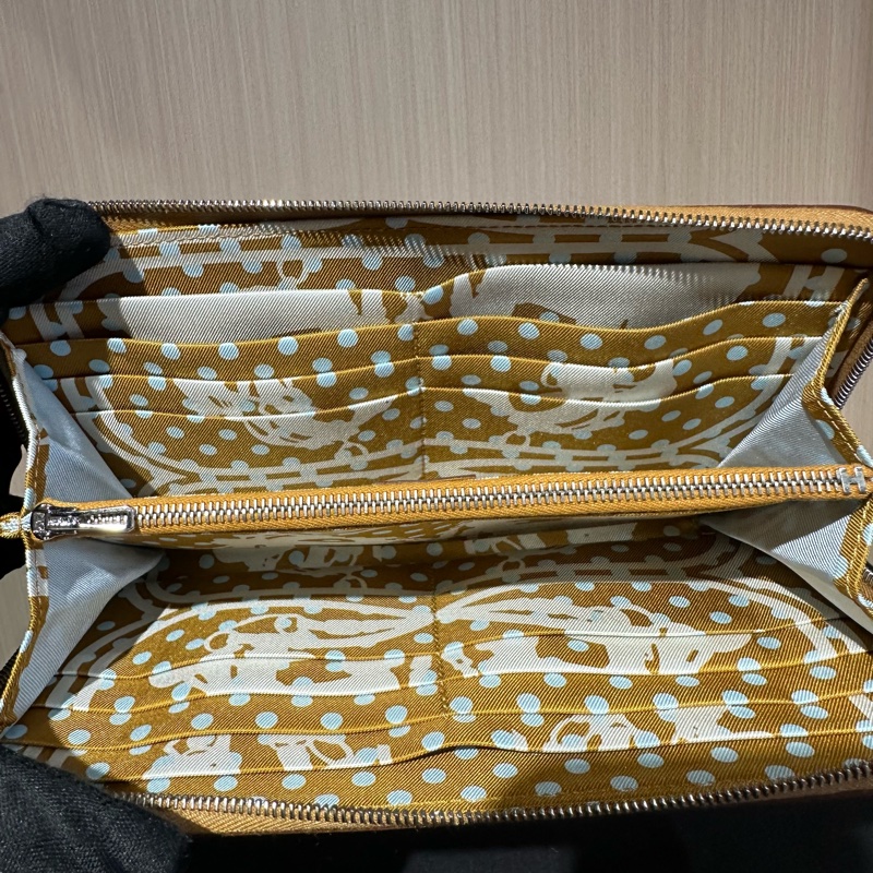 Hermes愛馬仕silk in 長款拉鍊錢包 芝麻色-7