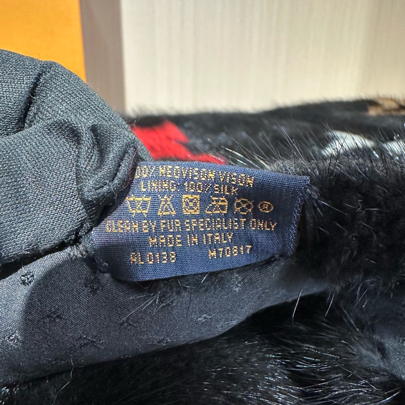 Lv 路易威登 貂毛围巾-4