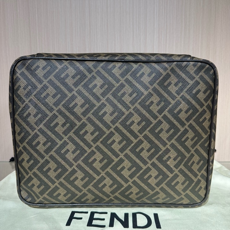 FENDI芬迪 老花拉鍊式方形 大號 洗漱包 化妝包黑灰色-3