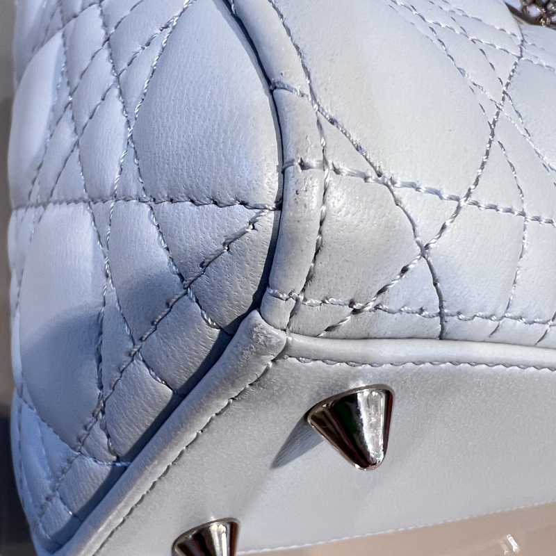 Dior 灰羊皮騰格Lady Dior小號淡金釦手提肩斜背包-10