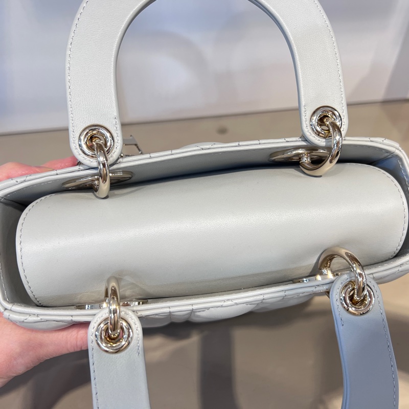 Dior 灰羊皮騰格Lady Dior小號淡金釦手提肩斜背包-11