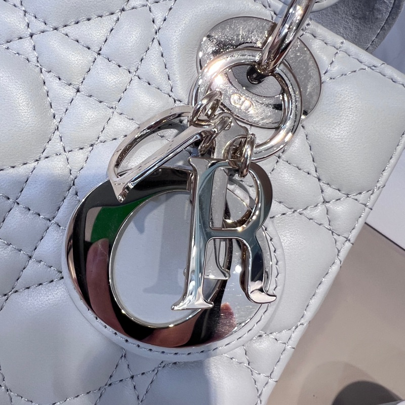 Dior 灰羊皮騰格Lady Dior小號淡金釦手提肩斜背包-19