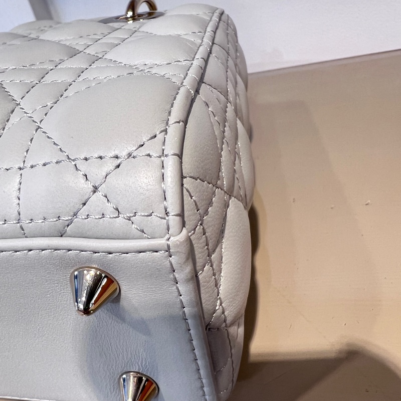 Dior 灰羊皮騰格Lady Dior小號淡金釦手提肩斜背包-27