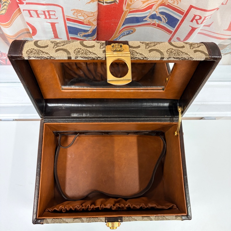 Celine 收藏品級 馬車老花手提化妝箱 棕色 真皮 思琳 手提包-16