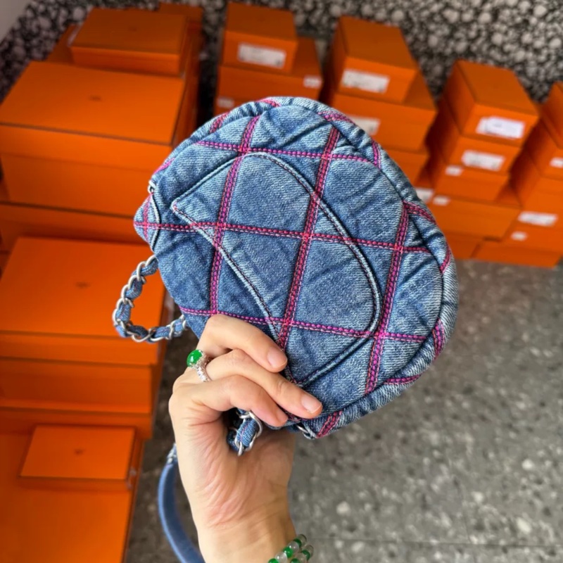 Chanel 全膜牛仔馬鞍-2